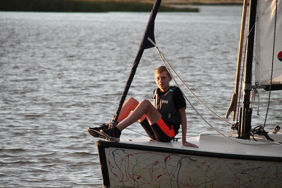 Kielboot Besturen Op Het Water Zonsondergang