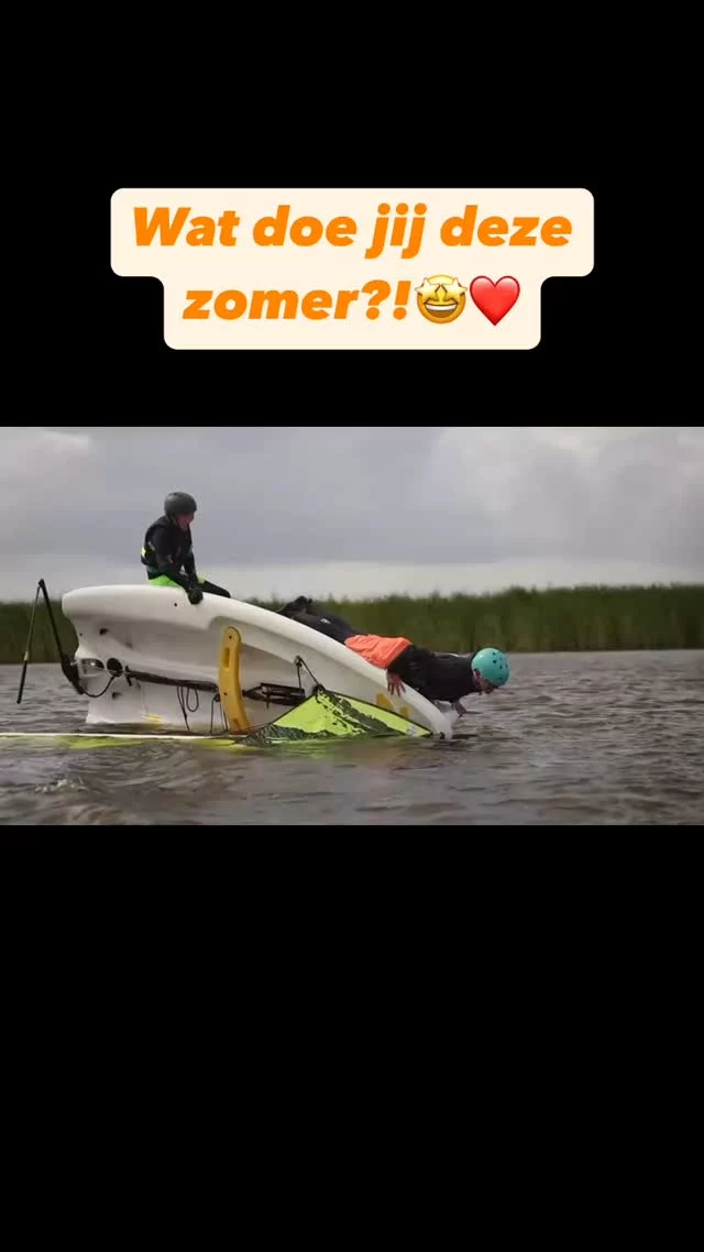 🌞 Zomer, zon & zeilen – dit wil je niet missen! 🌊⛵
 Ben jij ook zo aan het genieten van de meivakantie? Met dit weer kan je toch alleen maar verlangen naar warme zomerdagen op het water?! Bij Zeilschool Neptunus beleef je de zomer op z’n best! 🌊
Of je nu nog nooit op een zeilboot hebt gestaan of al wat ervaring hebt: onze zeillessen zijn er voor iedereen. Met de leukste instructeurs, professionele begeleiding én de beste materialen zorgen wij dat jij met een glimlach het water op én af stapt. 🤩😎
 
💬 Wat kun je verwachten? ✅ Lessen voor elk niveau ✅ Kleine groepen en persoonlijke aandacht ✅ Volop plezier de hele week lang ✅ Nieuwe vrienden en onvergetelijke zomerdagen

📅 De zomercursussen stromen snel vol, dus wacht niet te lang met inschrijven.  👉 Pak je zonnebril, trek je zwemkleding aan en kom het zelf ervaren bij Zeilschool Neptunus!

#watdoejijdezezomer #zeilen #surfen #zeilschool #neptunus #zeilkamp #zeilschoolneptunus #friesland #NWD #jeugdkamp #jeugdzeilkamp #zomerkamp #samenthuisinfriesland #zomervakantie #ZininZon #ZeilenEnSurfen #ZeilschoolNeptunus #Zomer2025 #WaterAvonturen